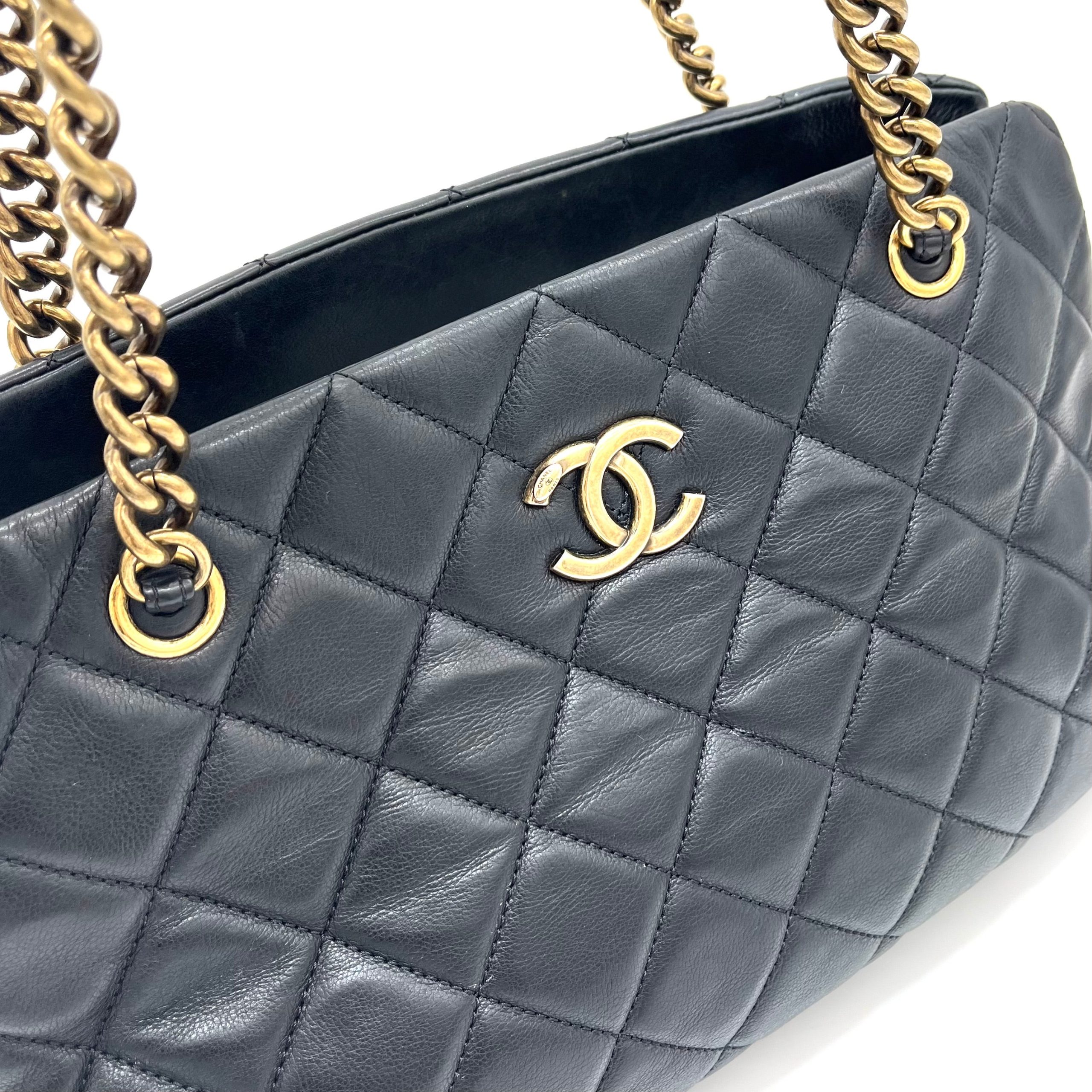 CHANEL Lambskin small Quilted Crown Tote 2013-2014
