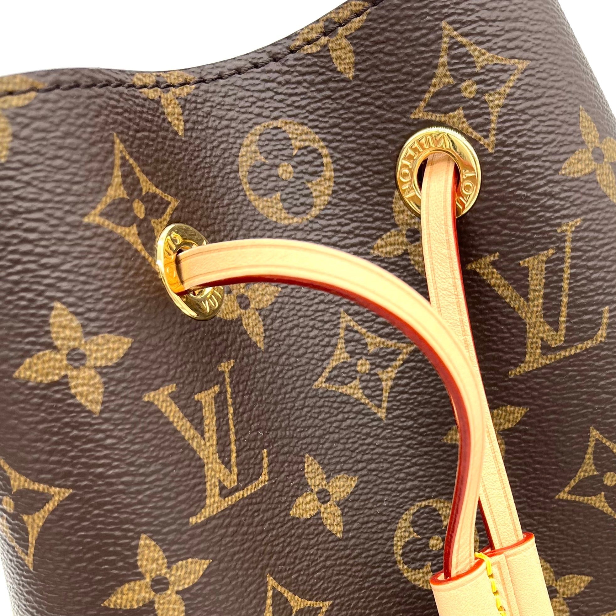 Louis Vuitton  Monogram Neonoe BB