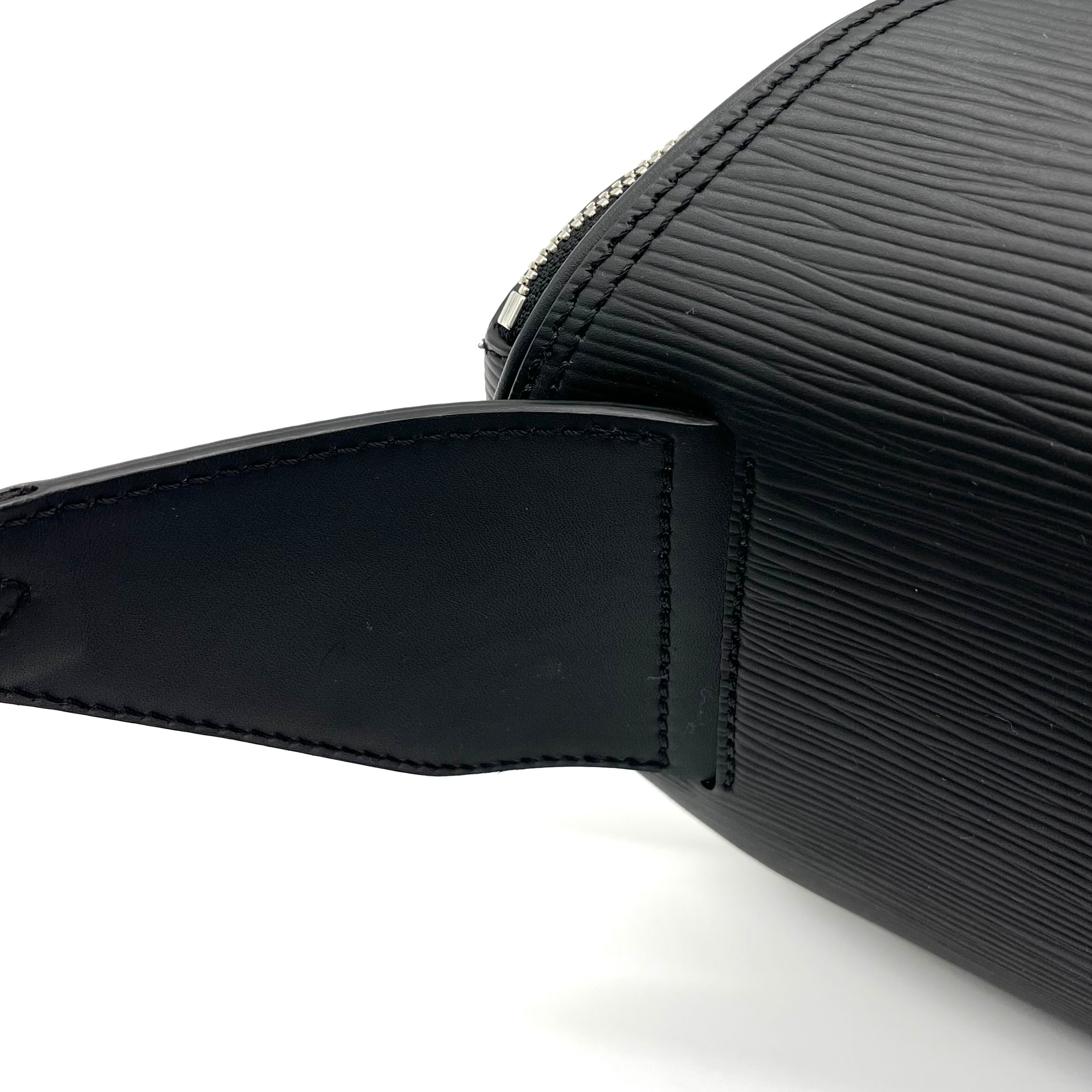 LOUIS VUITTON Epi Damier Graphite Bumbag Black