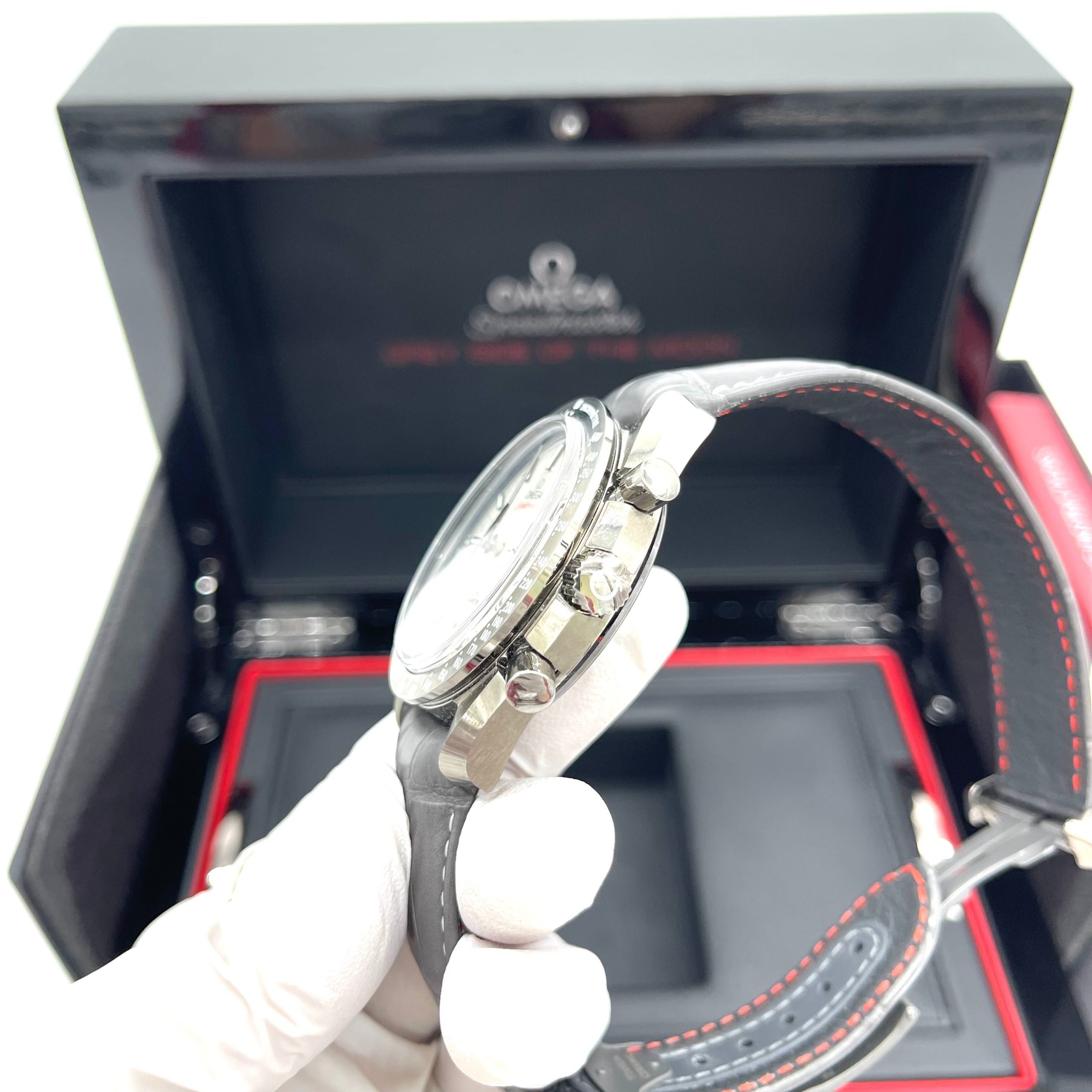 [NEW]OMEGA DARK SIDE OF THE MOON CO‑AXIAL CHRONOMETER CHRONOGRAPH 44.25 MM