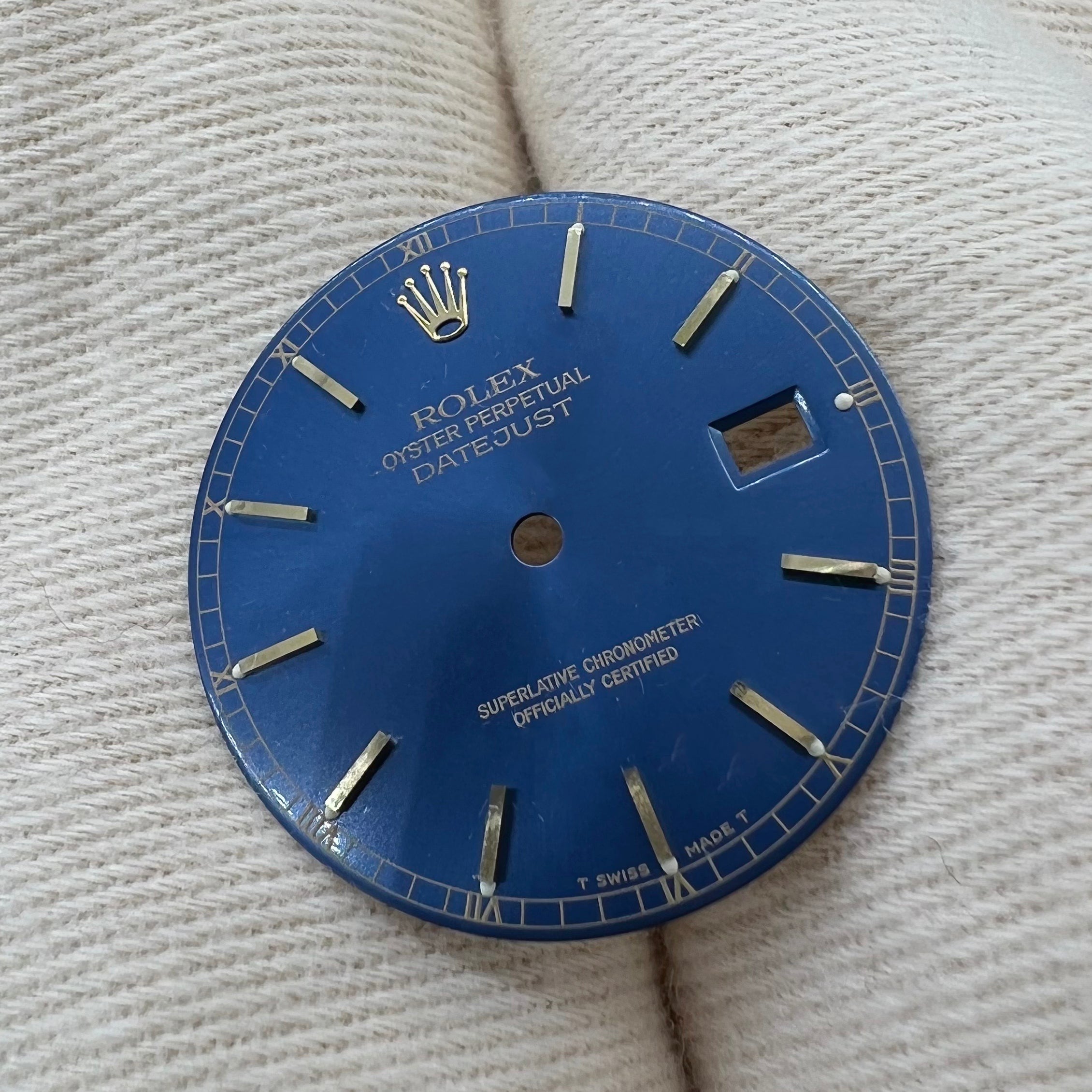 Guaranteed Authentic Rolex Oyster Perpetual Datejust With Date Model 16220 Superlative Chronometer Officially Certified Swiss Made Dark Blue Dial 36mm