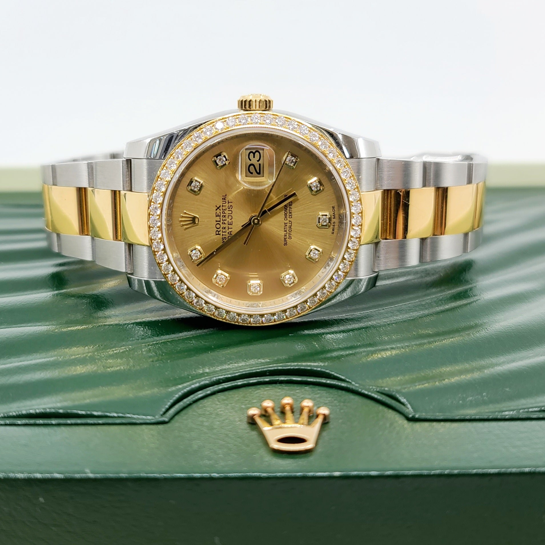 2014 Rolex 116243 date just factory tenpoint dail $ diamonds bazel Twotone 18k gold all factory parts