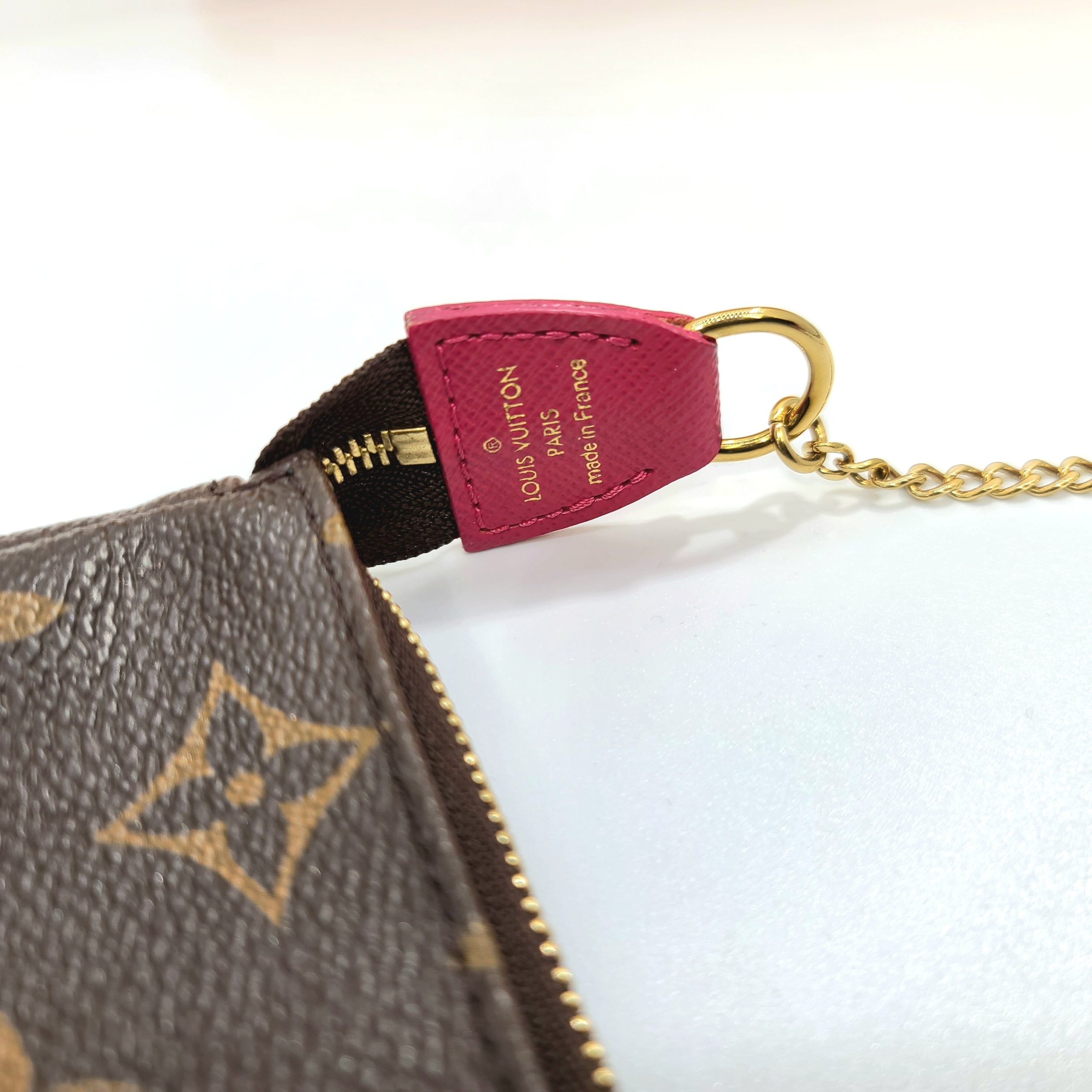 LOUIS VUITTON MINI MONOGRAM 2017 CHRISTMAS ANIMATION POCHETTE ACCESSOIRES