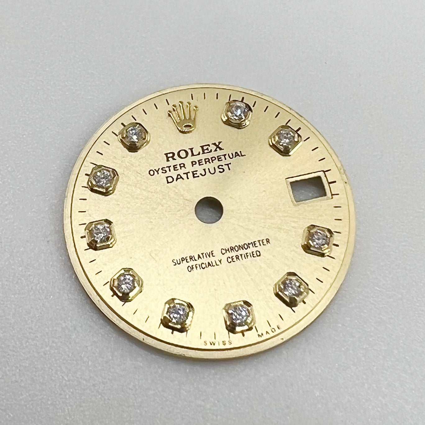 Rolex Oyster Perpetual Date Just Gold 10pt Diamond With Gold Border Dial 26mm