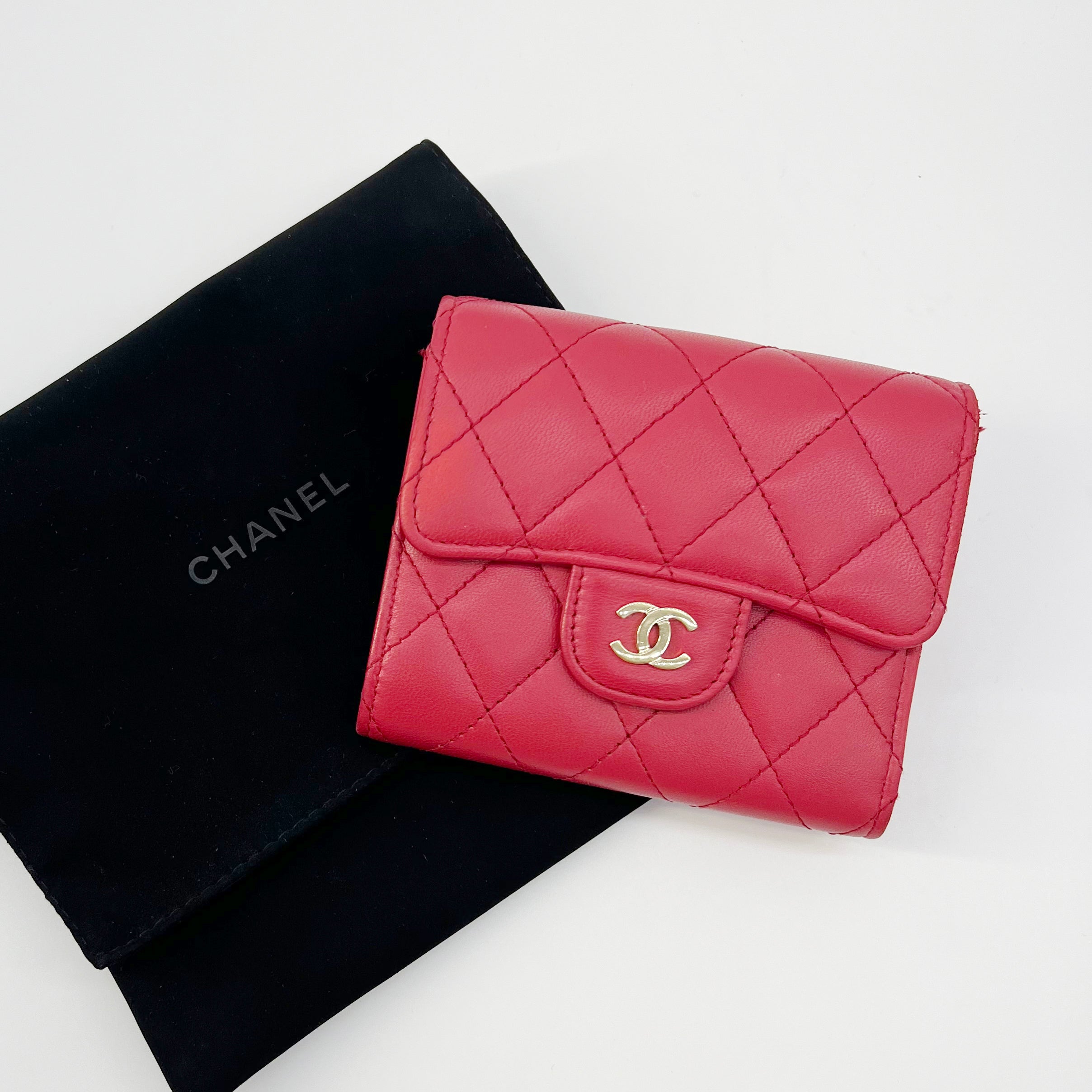 Guaranteed Authentic Chanel CC Quilted Compact Flap Trifold Wallet Fuchsia Dark Pink