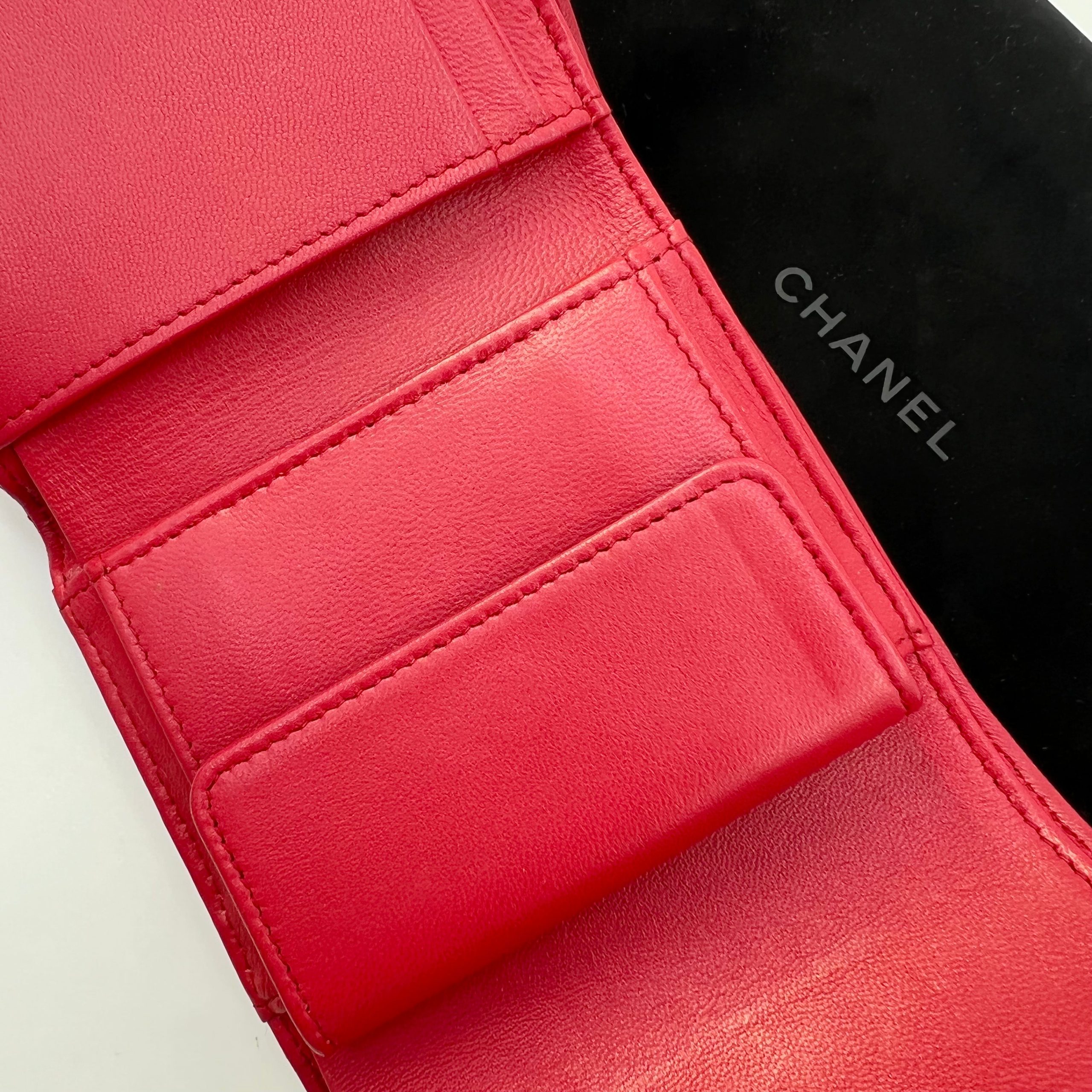 Guaranteed Authentic Chanel CC Quilted Compact Flap Trifold Wallet Fuchsia Dark Pink