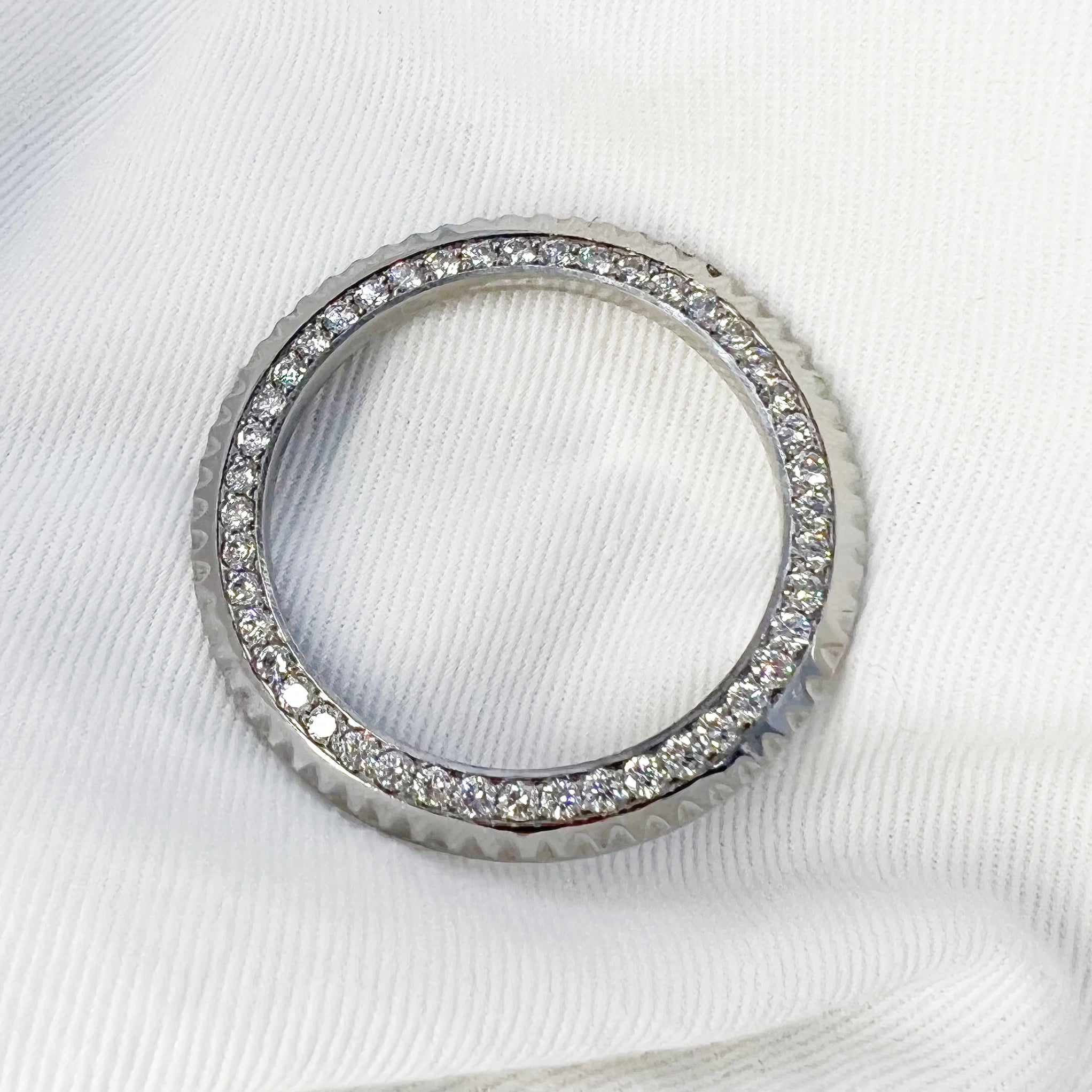 Rolex Submariner Bezel With Diamond Stainless Steel 40mm VVS F Or E Color