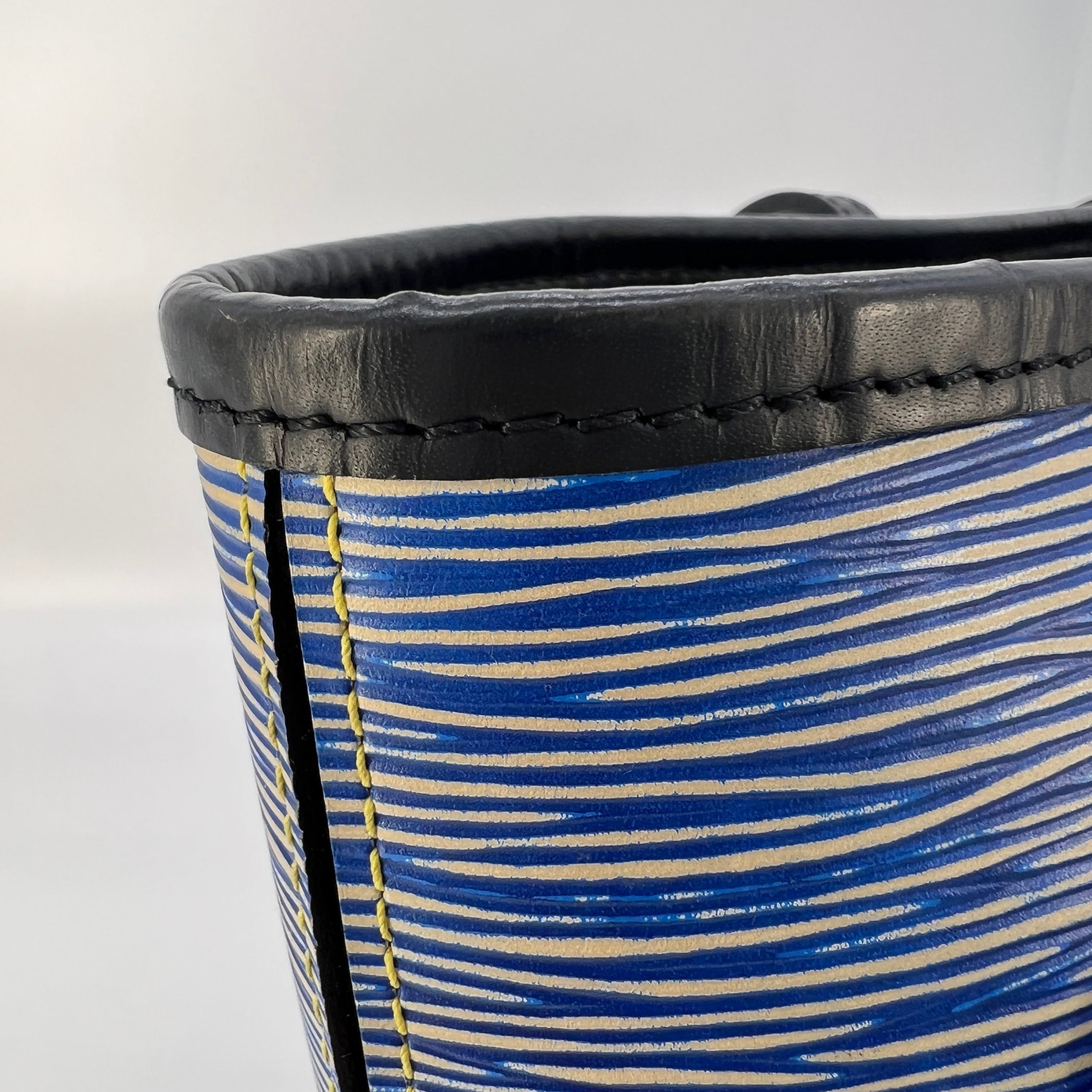 Louis Vuitton Epi Neverfull MM Denim Light [Guaranteed Authentic]