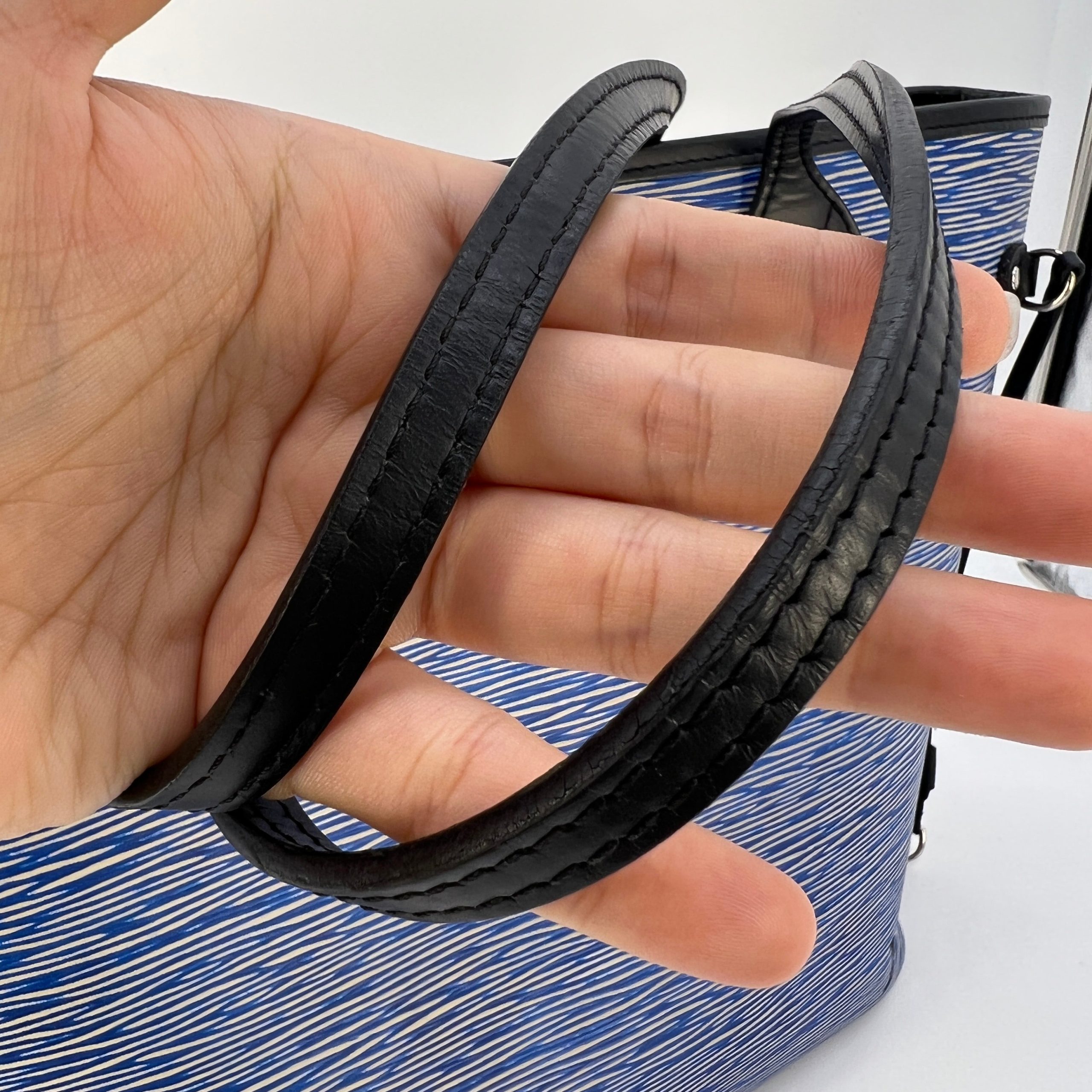 Louis Vuitton Epi Neverfull MM Denim Light [Guaranteed Authentic]