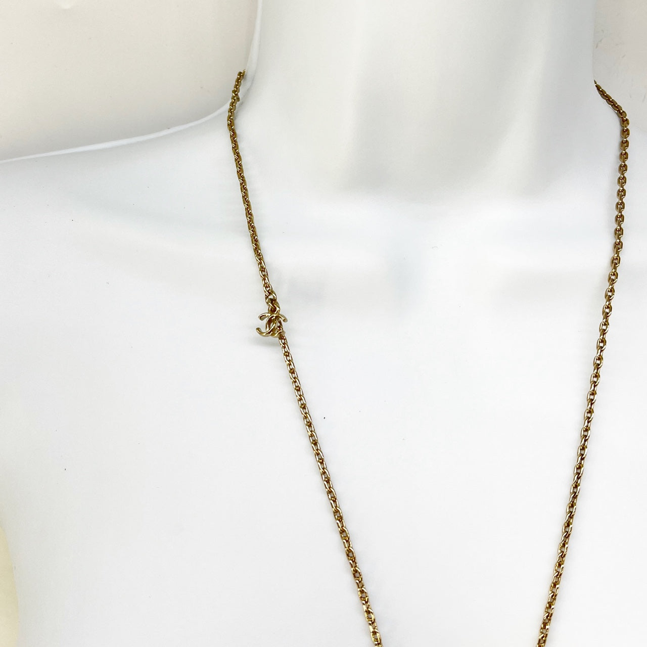 Guarantee Authentic Chanel Crystal No.5 Perfume Bottle Rectangle Pendant Reversible Gold tone necklace