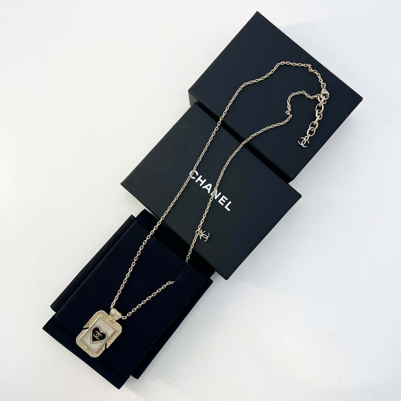 Guarantee Authentic Chanel Crystal No.5 Perfume Bottle Rectangle Pendant Reversible Gold tone necklace