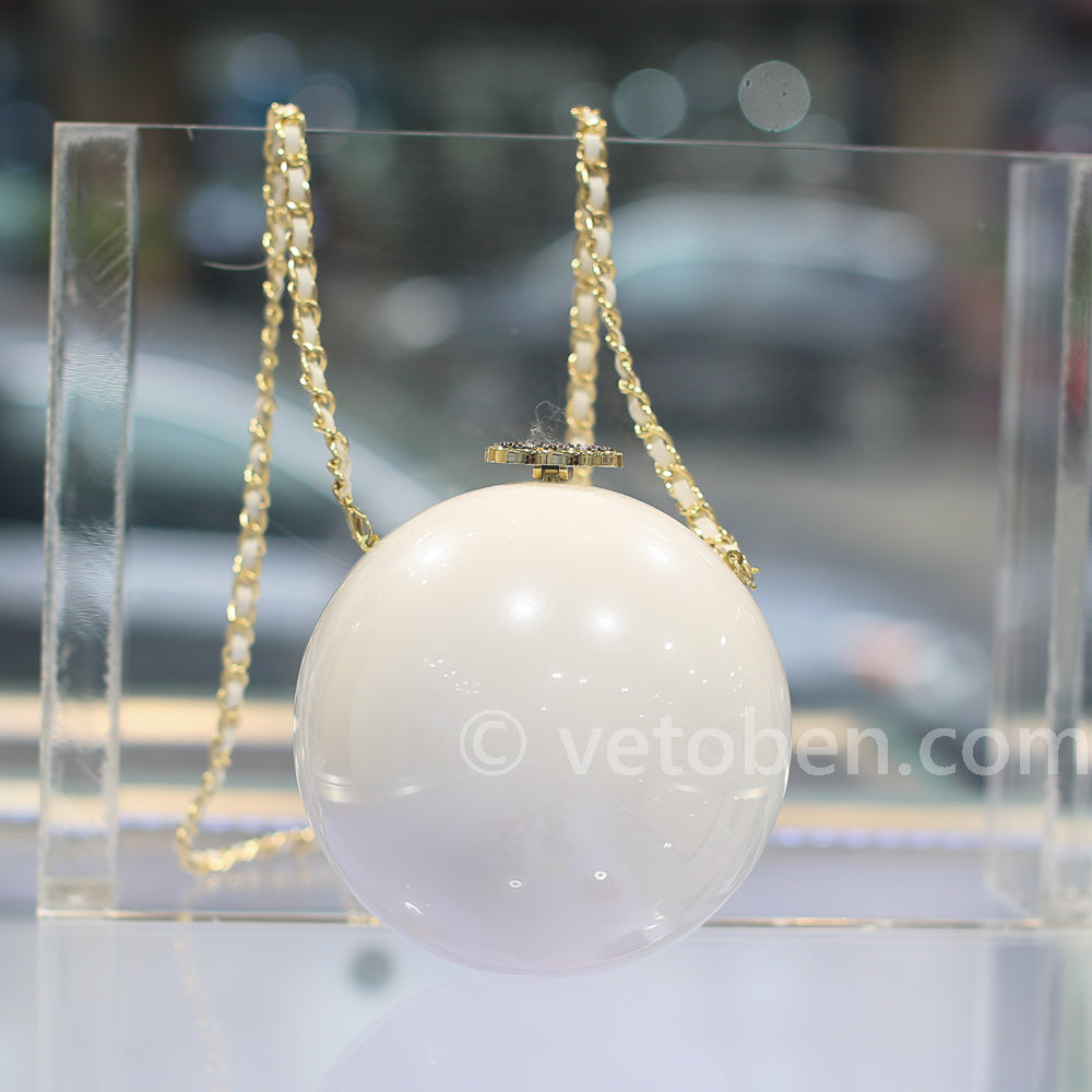 Chanel CC Mark Ball Rhinestone/Plastic Shoulder Bag