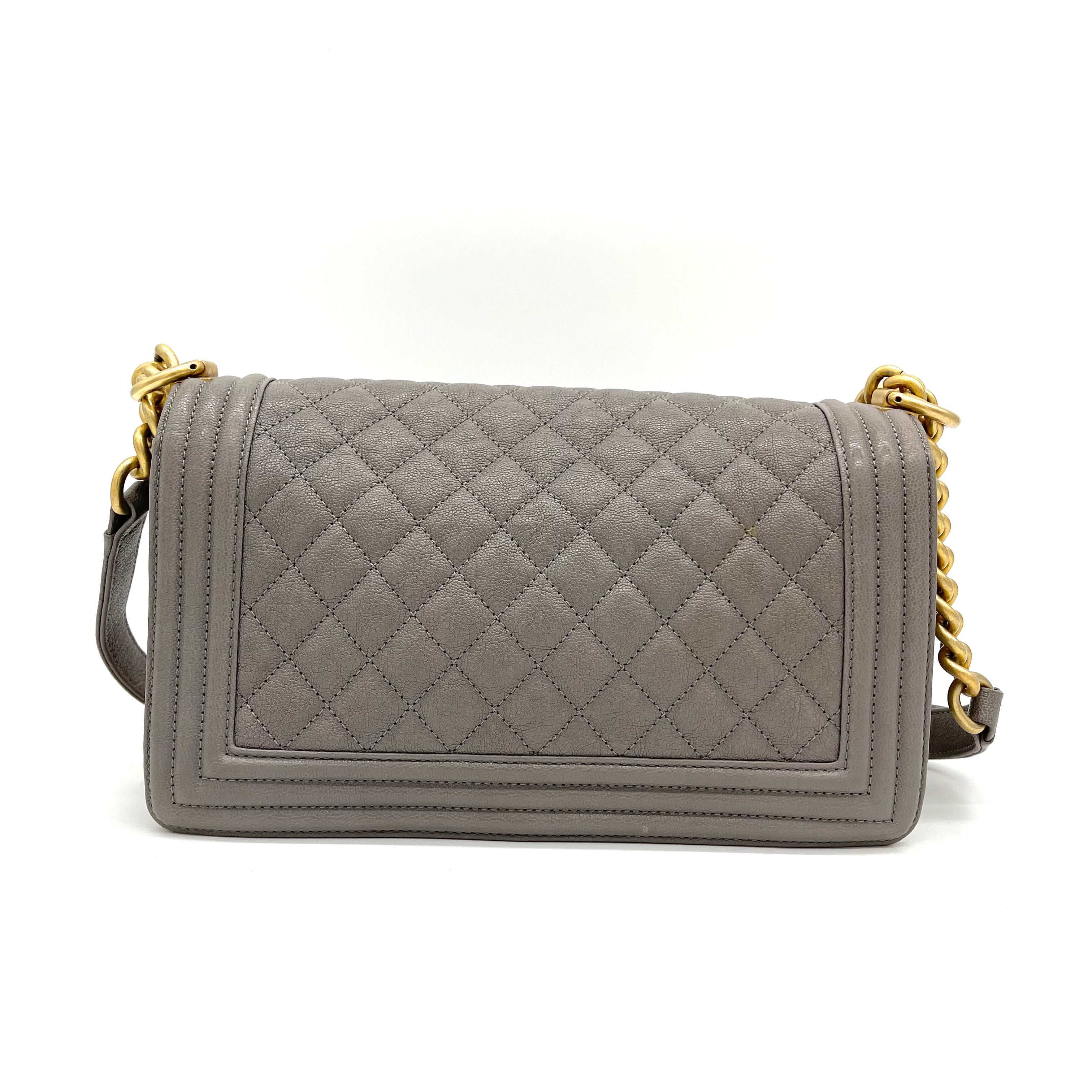 CHANEL Caviar Quilted Medium Boy Flap Gray 2018-2019