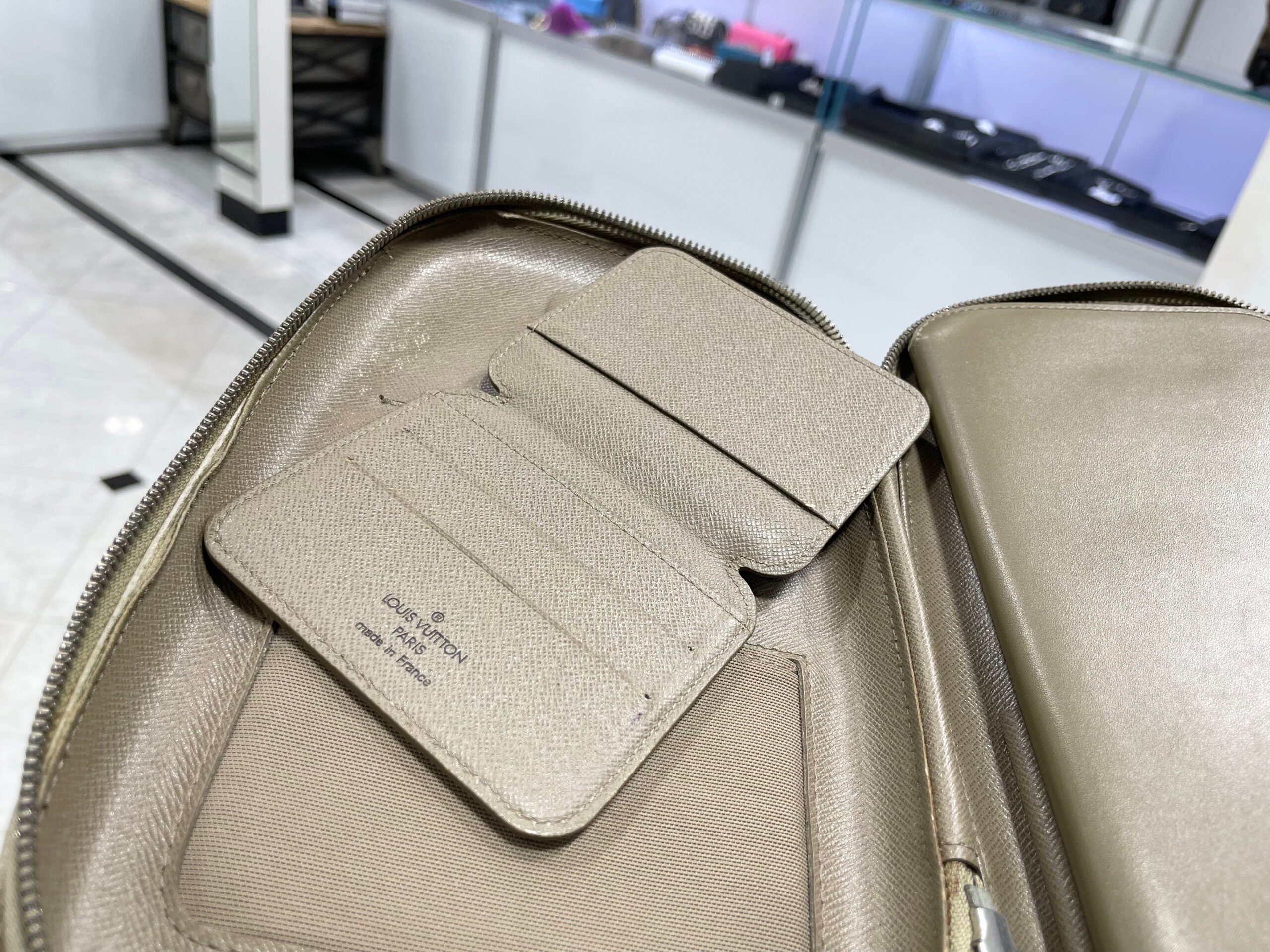 Louis Vuitton Gray Damier Geant Mage Grey