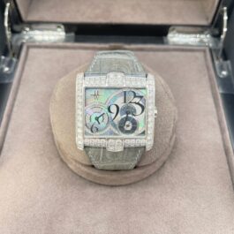 Harry Winston Avenue Squared A2 Watch