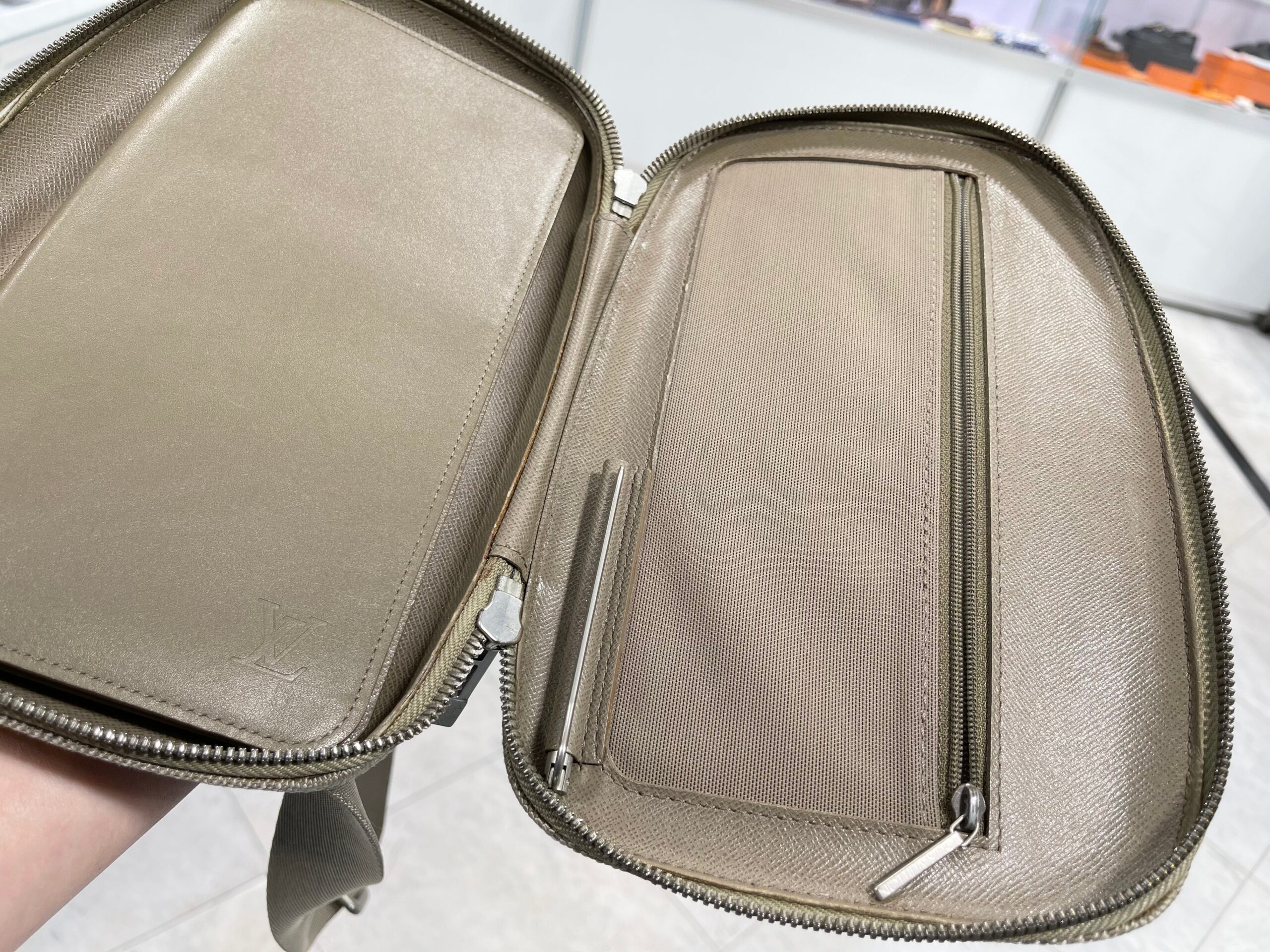 Louis Vuitton Gray Damier Geant Mage Grey