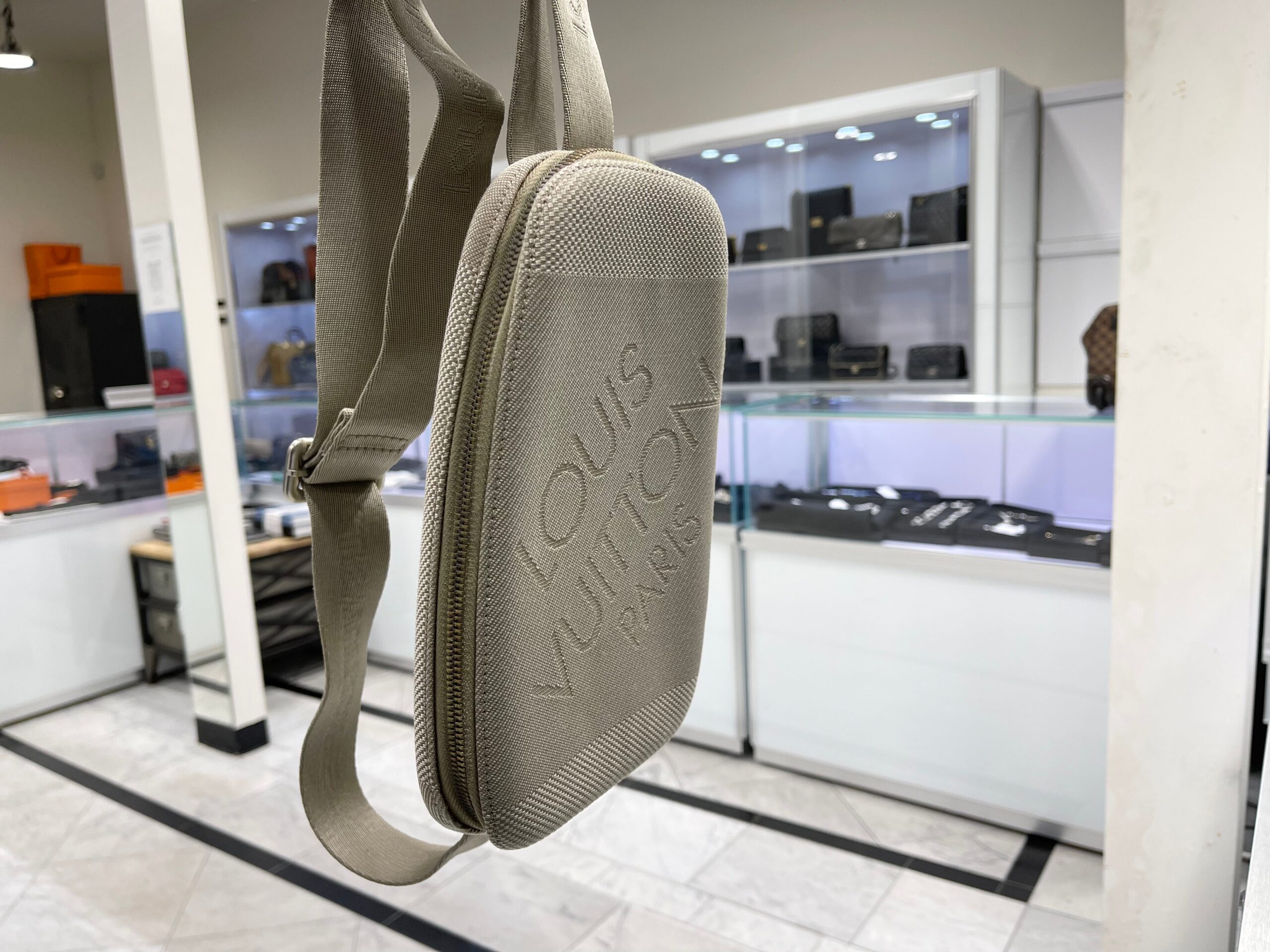 Louis Vuitton Gray Damier Geant Mage Grey