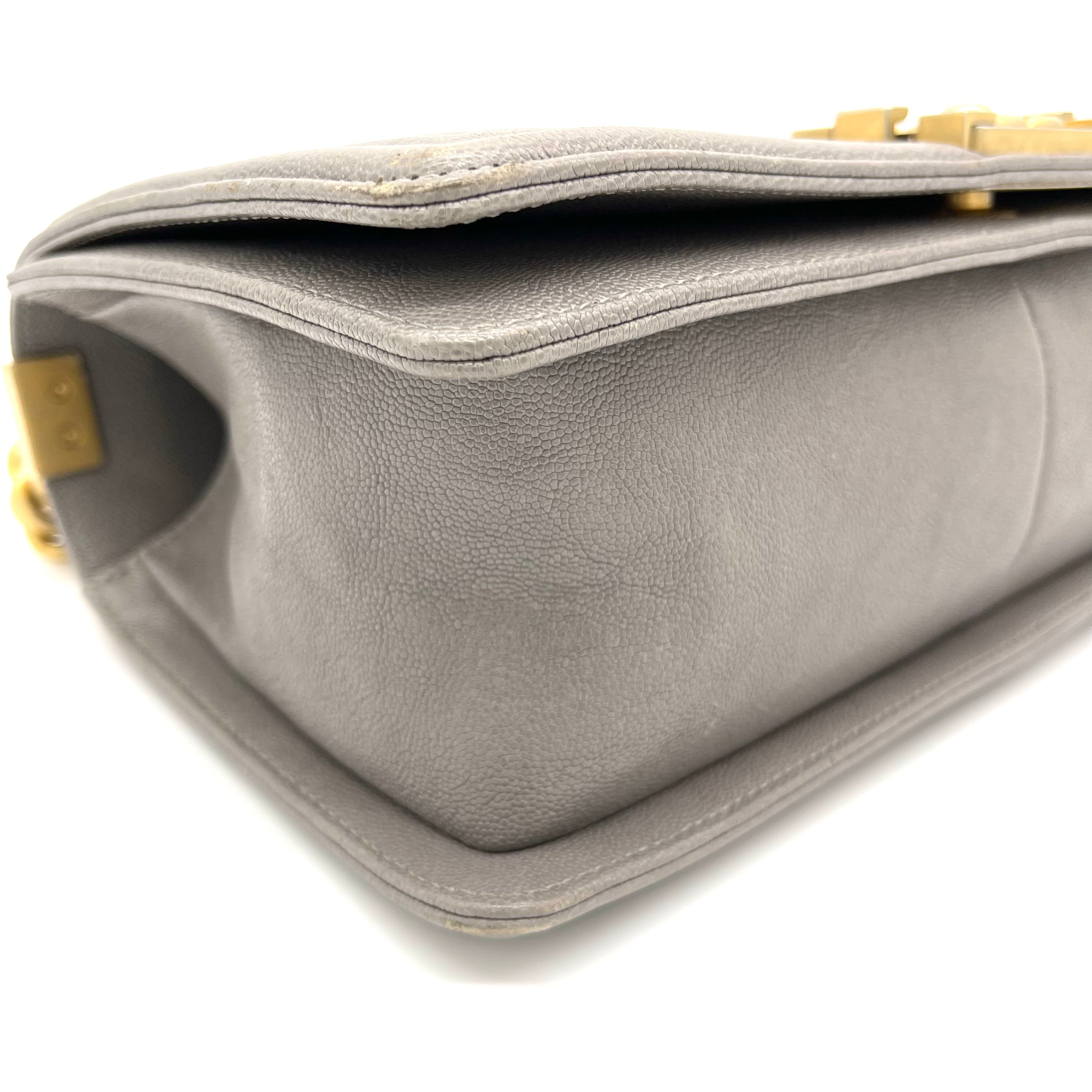 CHANEL Caviar Quilted Medium Boy Flap Gray 2018-2019